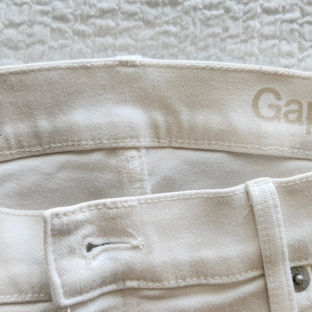 NWOT GAP white ripped jeans 30R - Picture 4 of 6